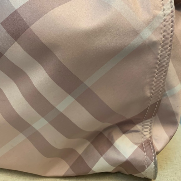 Burberry bag, good condition - Picture 9 of 12